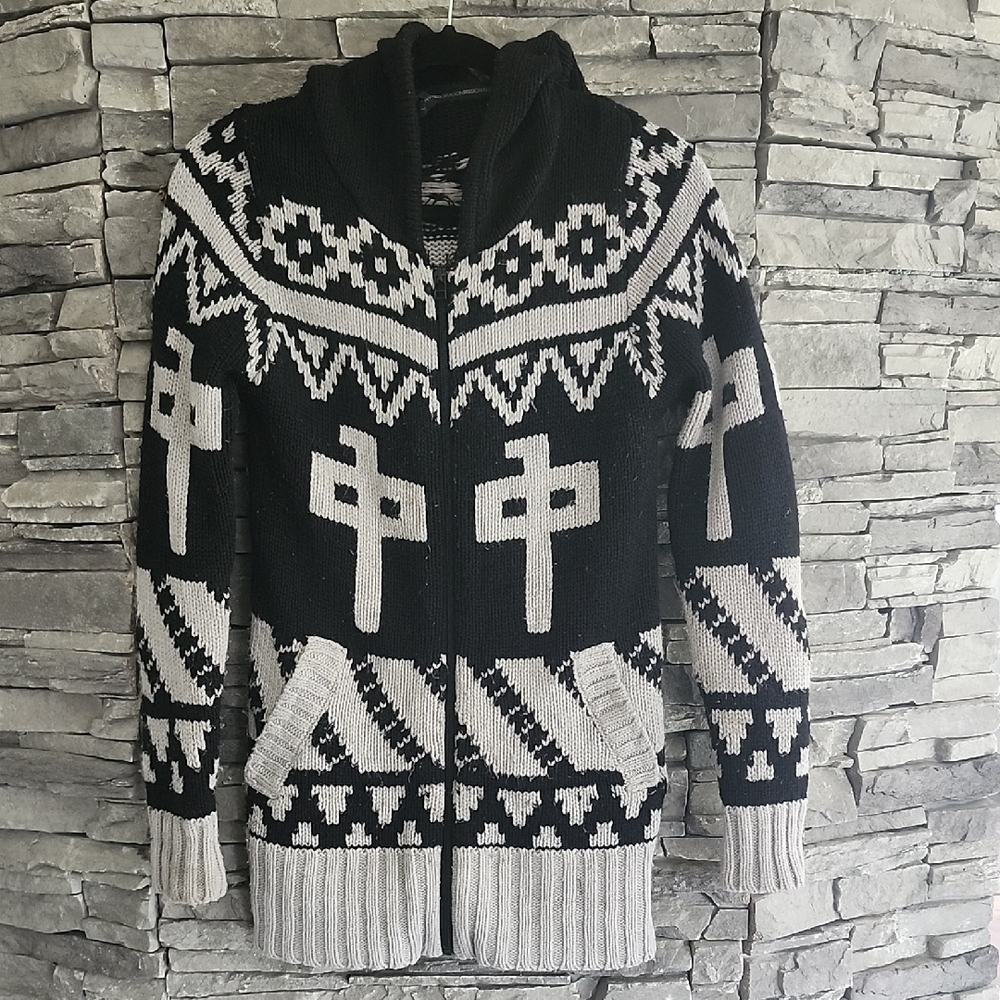 Red Dragon RDS Cowichan Sweater